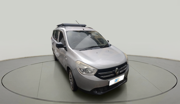 2017 Renault Lodgy 85 PS RXE 7 STR, Diesel, Manual, 1,18,238 km, exterior