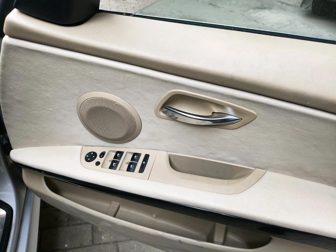 2011 BMW 3 Series 330I, Petrol, Automatic, 87,724 km, interior