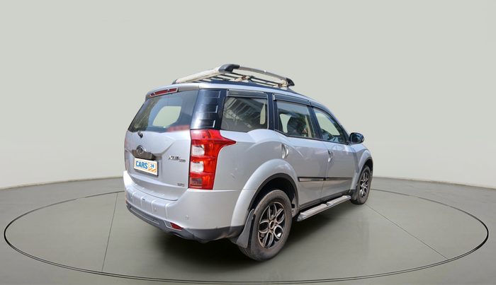 2014 Mahindra XUV500 W6, Diesel, Manual, 1,44,339 km, exterior