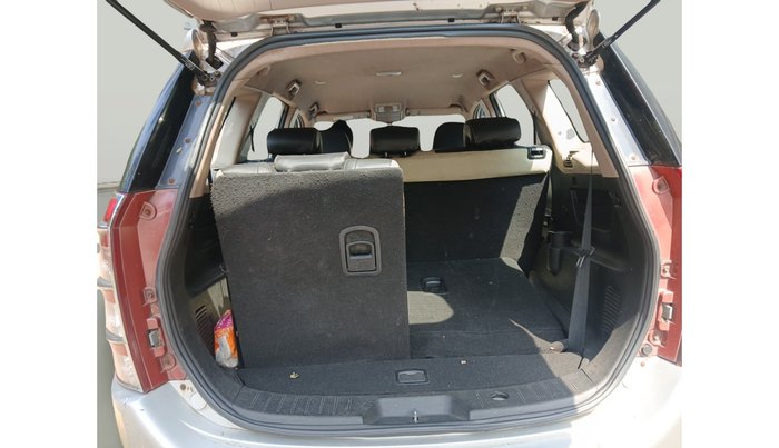 2014 Mahindra XUV500 W6, Diesel, Manual, 1,44,339 km, exterior