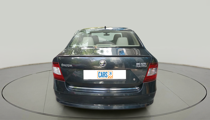 2017 Skoda Rapid STYLE 1.6 MPI AT, Petrol, Automatic, 38,369 km, exterior