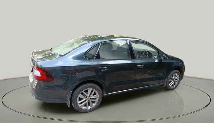 2017 Skoda Rapid STYLE 1.6 MPI AT, Petrol, Automatic, 38,369 km, exterior