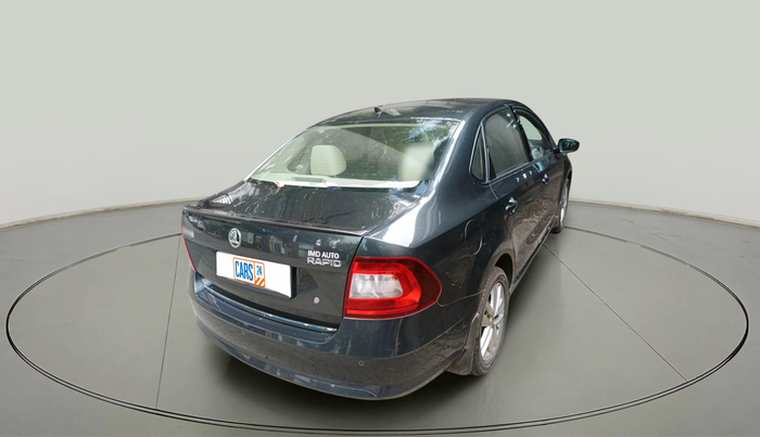 2017 Skoda Rapid STYLE 1.6 MPI AT, Petrol, Automatic, 38,369 km, exterior