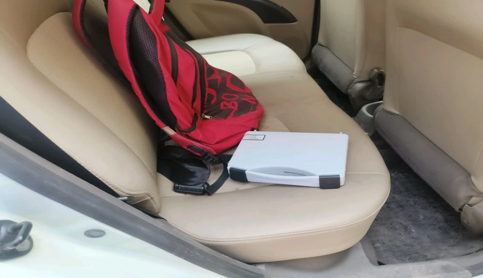 2012 Hyundai i10 MAGNA 1.2, Petrol, Manual, 50,386 km, interior