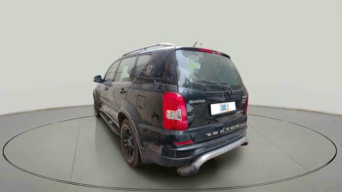 2013 Ssangyong Rexton RX7, Diesel, Automatic, 1,07,888 km, exterior