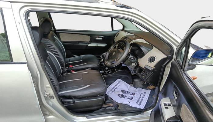 2016 Maruti Wagon R 1.0 LXI CNG, Petrol, Manual, 1,08,683 km, interior