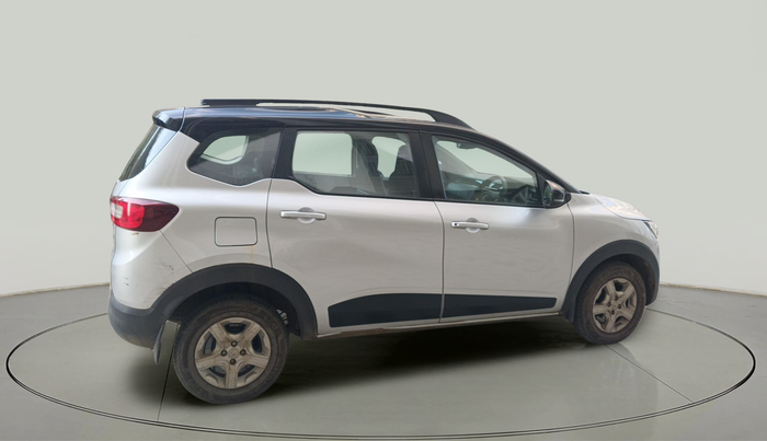 2022 Renault TRIBER RXT, Petrol, Manual, 8,718 km, exterior