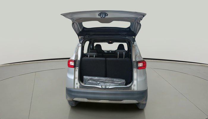 2022 Renault TRIBER RXT, Petrol, Manual, 8,718 km, exterior