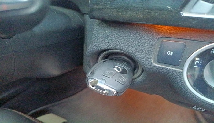 2012 Mercedes Benz E Class E 220 CDI ELEGANCE, Diesel, Automatic, 1,12,863 km, interior