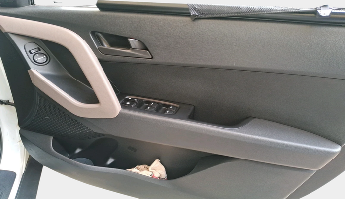 2018 Hyundai Creta E PLUS 1.6 PETROL, Petrol, Manual, 33,433 km, interior