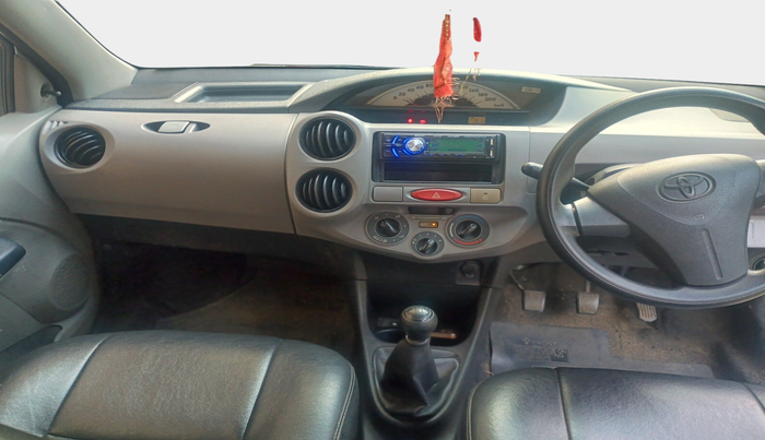 2011 Toyota Etios G, Petrol, Manual, 59,698 km, interior
