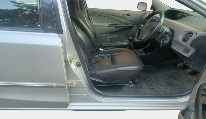 2011 Toyota Etios G, Petrol, Manual, 59,698 km, interior