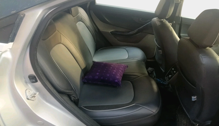 2018 Tata NEXON XT PETROL, Petrol, Manual, 60,731 km, interior