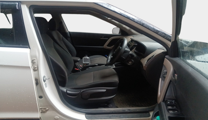 2015 Hyundai Creta S 1.6 PETROL, Petrol, Manual, 88,479 km, interior