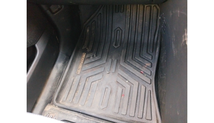 2023 KIA SONET HTK PLUS 1.0 IMT, Petrol, Manual, 32,068 km, interior