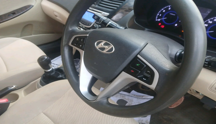 2012 Hyundai Verna FLUIDIC 1.6 VTVT SX, Petrol, Manual, 1,21,371 km, interior