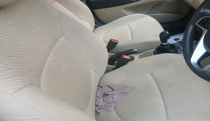 2012 Hyundai Verna FLUIDIC 1.6 VTVT SX, Petrol, Manual, 1,21,371 km, interior