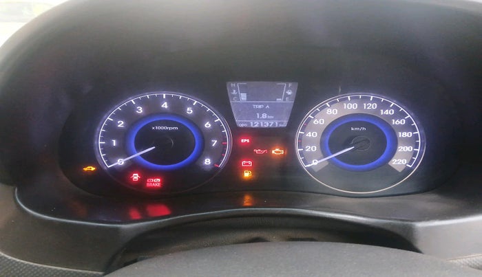 2012 Hyundai Verna FLUIDIC 1.6 VTVT SX, Petrol, Manual, 1,21,371 km, interior