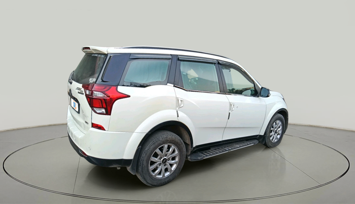 2019 Mahindra XUV500 W9, Diesel, Manual, 79,888 km, exterior