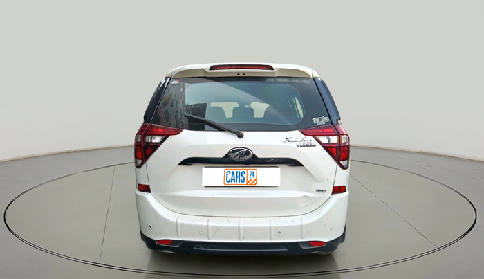 2019 Mahindra XUV500 W9, Diesel, Manual, 79,888 km, exterior