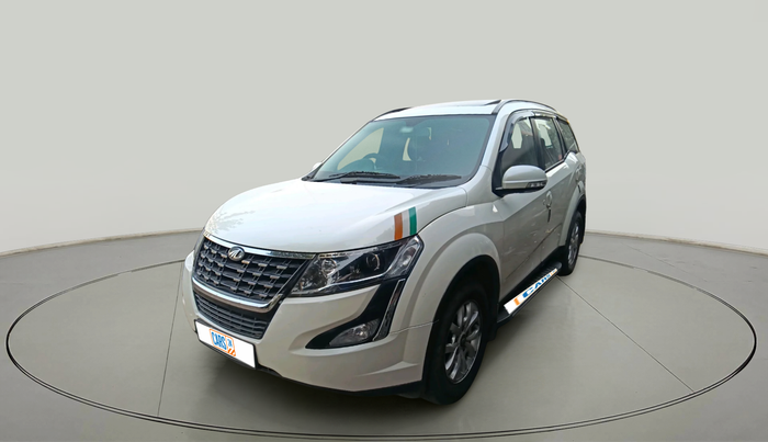2019 Mahindra XUV500 W9, Diesel, Manual, 79,888 km, exterior