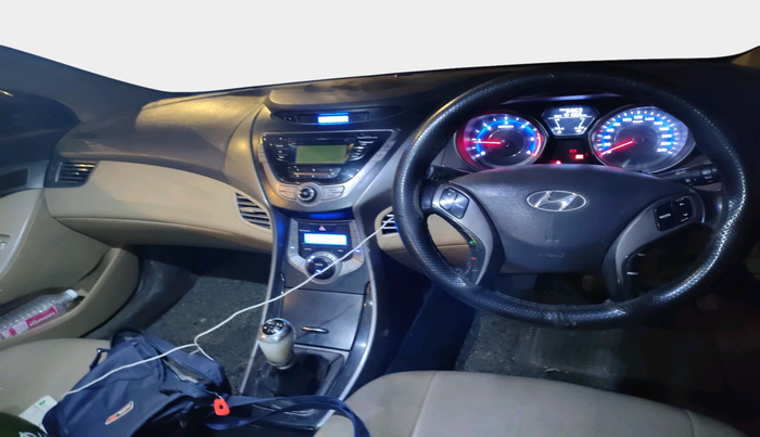 2014 Hyundai New Elantra 1.6 S MT DIESEL, Diesel, Manual, 1,01,065 km, interior