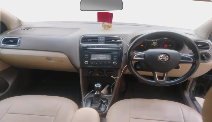 2016 Skoda Rapid AMBITION 1.5 TDI AT, Diesel, Automatic, 89,079 km, interior