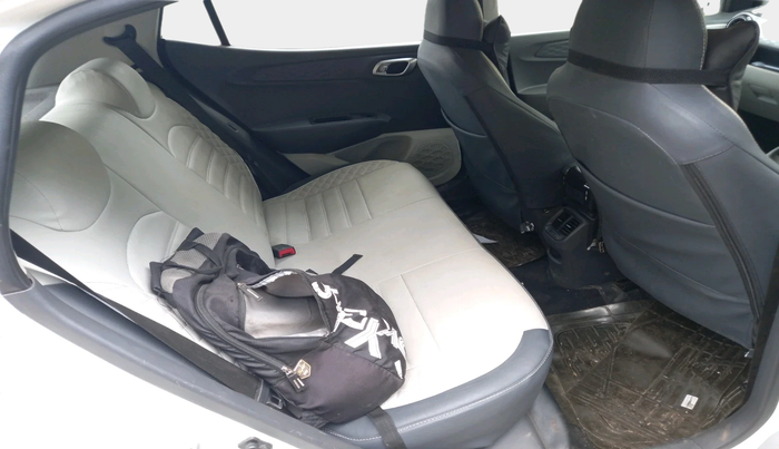 2022 Hyundai GRAND I10 NIOS SPORTZ 1.2 KAPPA VTVT, Petrol, Manual, 27,889 km, interior