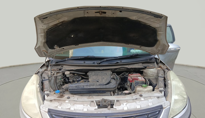 2013 Maruti Swift Dzire VXI, Petrol, Manual, 1,07,244 km, exterior