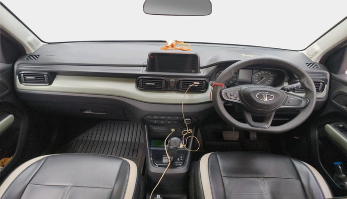 2022 Tata PUNCH ADVENTURE AMT, Petrol, Automatic, 14,037 km, interior