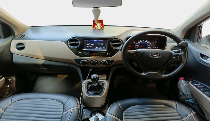 2017 Hyundai Grand i10 SPORTZ (O) 1.2 U2 CRDI, Diesel, Manual, 40,978 km, interior