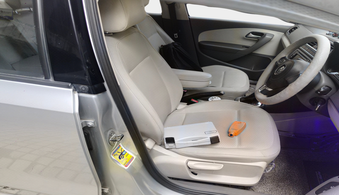 2013 Volkswagen Vento HIGHLINE PETROL AT, Petrol, Automatic, 56,054 km, interior