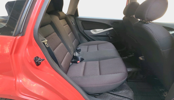 2011 Ford Figo TITANIUM 1.4 DIESEL, Diesel, Manual, 1,18,732 km, interior