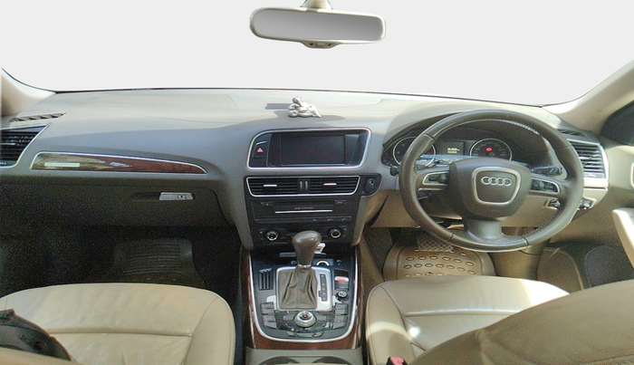 2010 Audi Q5 3.0 TDI QUATTRO, Diesel, Automatic, 11,00,000 km, interior