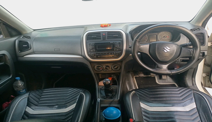 2016 Maruti Vitara Brezza VDI, Diesel, Manual, 1,18,323 km, interior