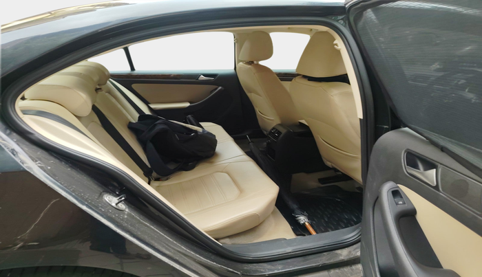 2015 Volkswagen Jetta HIGHLINE TDI AT, Diesel, Automatic, 1,61,866 km, interior