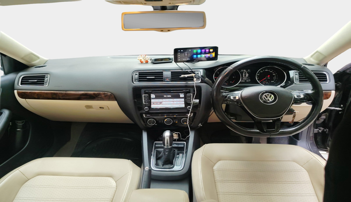 2015 Volkswagen Jetta HIGHLINE TDI AT, Diesel, Automatic, 1,61,866 km, interior