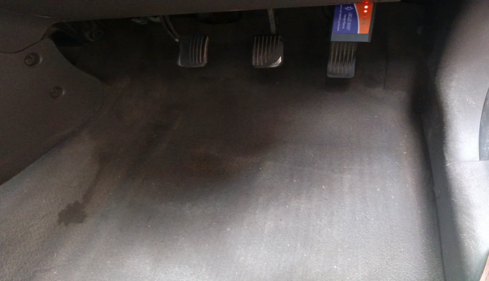 2011 Hyundai i10 ERA 1.1, Petrol, Manual, 1,18,392 km, interior