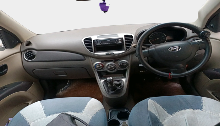 2011 Hyundai i10 ERA 1.1, Petrol, Manual, 1,18,392 km, interior