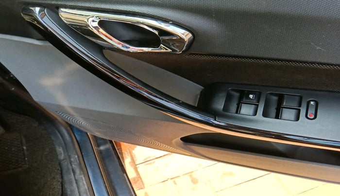 2018 Tata TIGOR XZ PLUS PETROL, Petrol, Manual, 19,518 km, interior