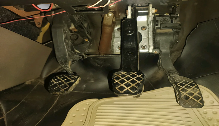 2012 Skoda Rapid ELEGANCE 1.6 TDI CR MT, Diesel, Manual, 1,20,282 km, interior