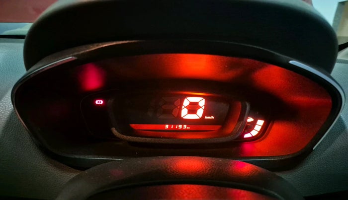 2016 Renault Kwid RXT 0.8, Petrol, Manual, 31,193 km, interior