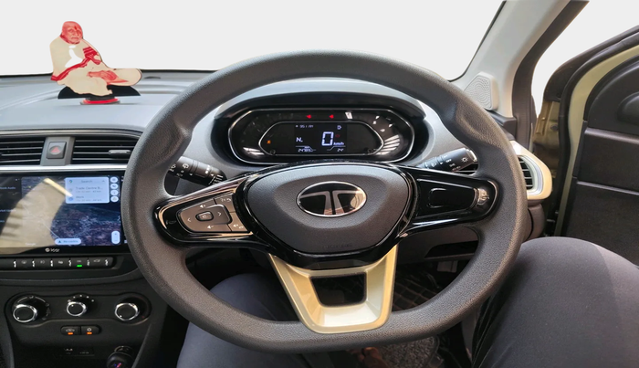 2024 Tata TIAGO NRG  NRG XZA CNG, Petrol, Automatic, 25,086 km, interior