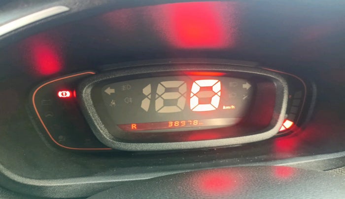 2018 Renault Kwid CLIMBER 1.0 AMT, Petrol, Automatic, 38,978 km, interior