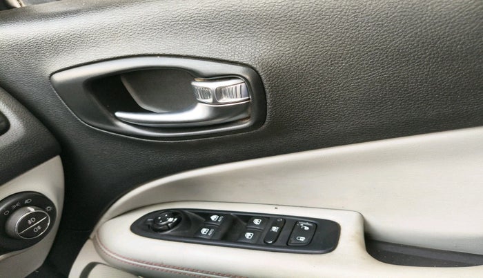 2018 Jeep Compass LIMITED 1.4 PETROL AT, Petrol, Automatic, 75,001 km, interior