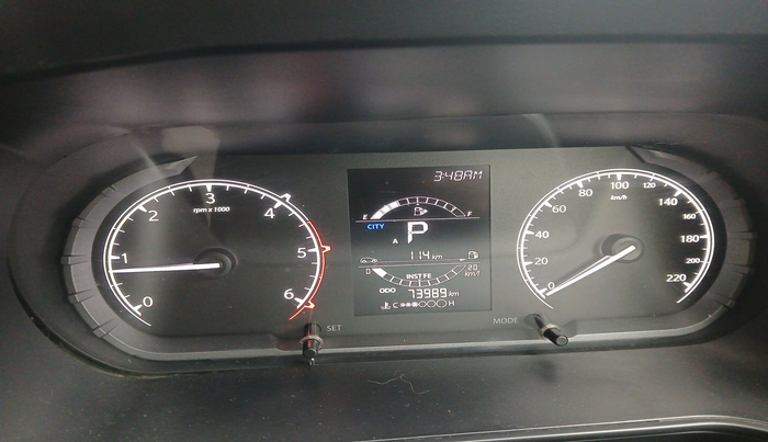 2021 Tata Harrier XMA 2.0L KRYOTEC, Diesel, Automatic, 76,215 km, interior