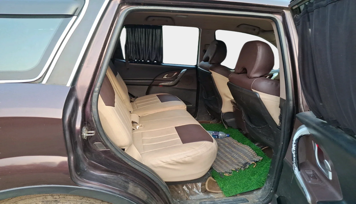 2012 Mahindra XUV500 W8, Diesel, Manual, 1,64,850 km, interior