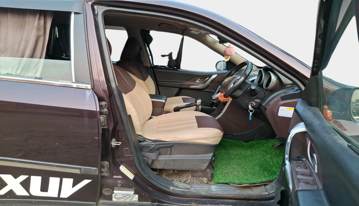2012 Mahindra XUV500 W8, Diesel, Manual, 1,64,850 km, interior