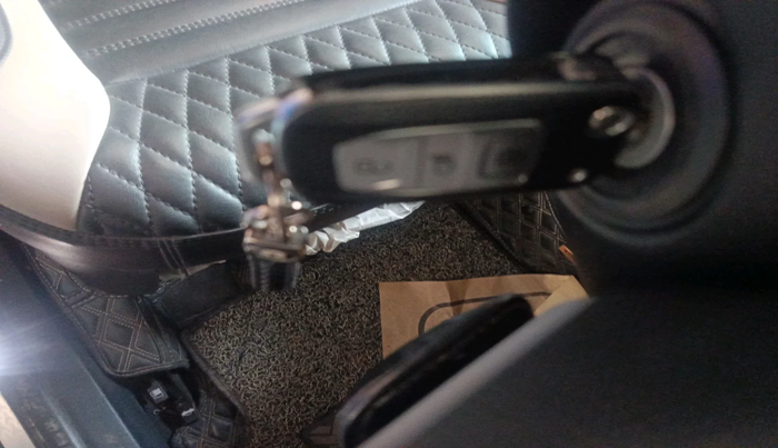 2023 Tata Tiago XT PETROL, Petrol, Manual, 21,606 km, interior