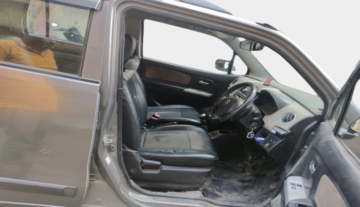 2013 Maruti Wagon R 1.0 LXI CNG, Petrol, Manual, 68,334 km, interior